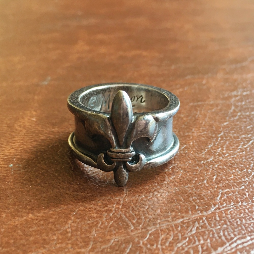 Mignon Faget Fleur de Lis Ring Size 7